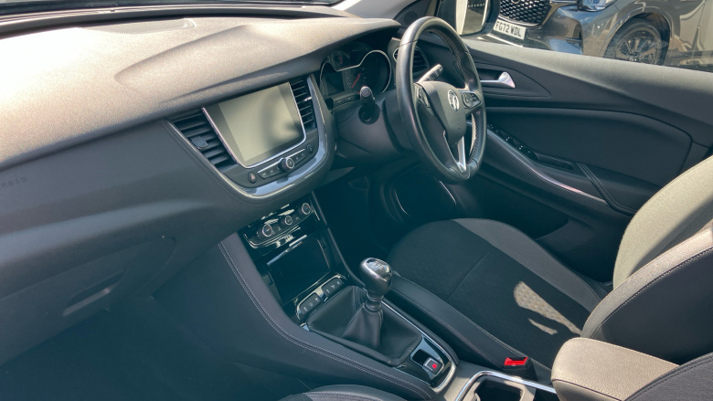 Vauxhall Grandland X 1.2 Turbo Sport Nav 5dr Petrol Hatchback